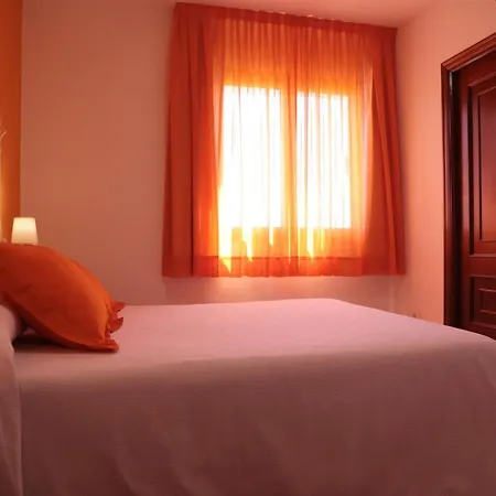 ホテル Catedrales 2*